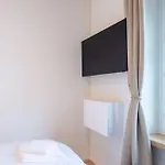 Hitrental Riesbach Apartment