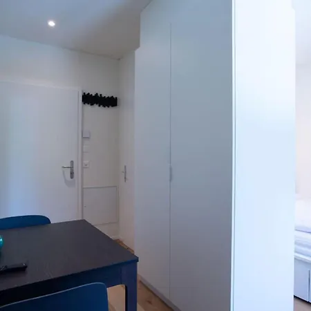 Апартаменти Hitrental Riesbach Цюрих
