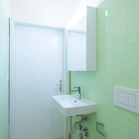 Hitrental Riesbach Appartamento *