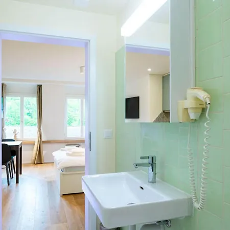 Hitrental Riesbach Appartamento *