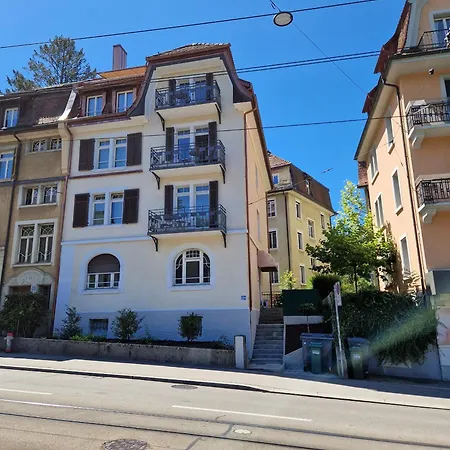 Hitrental Riesbach Apartmán